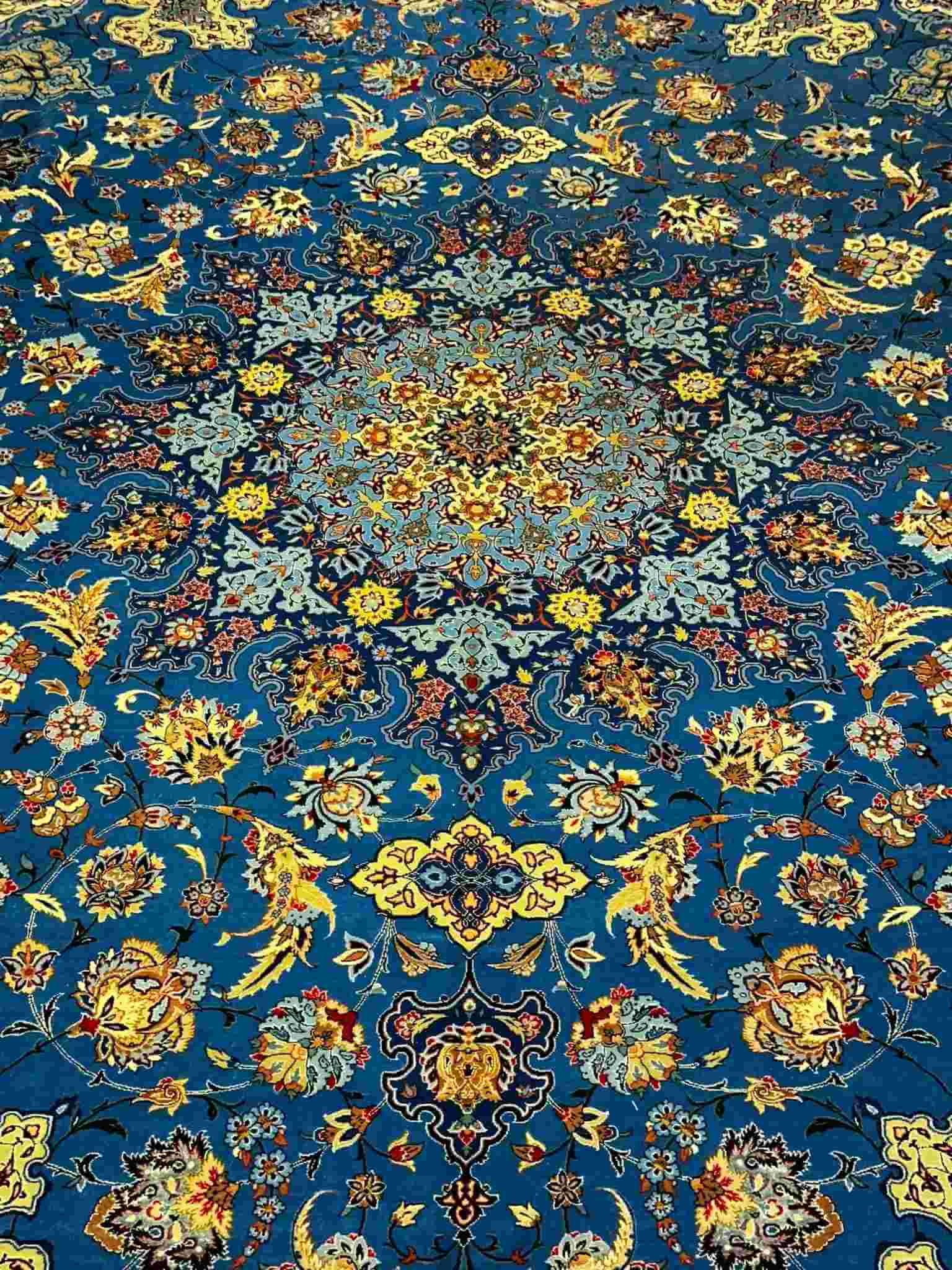 Elegant Wool and Silk Blend Rug – Elevate your home with this Persian silk and wool rug, designed with intricate hand-knotted details, offering both style and luxury.